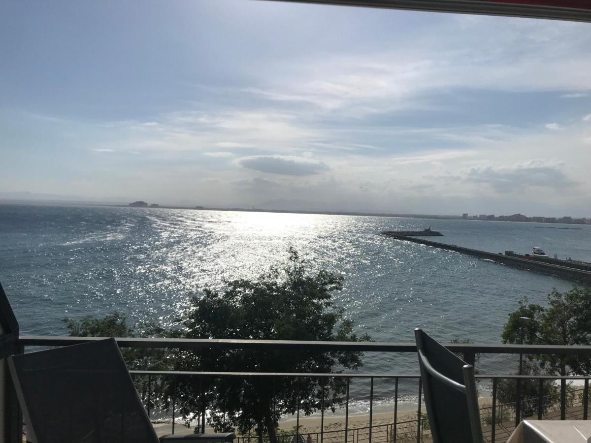 Far Bay Apartament